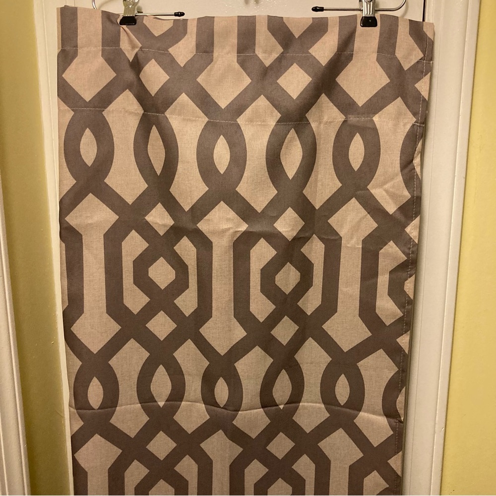 2 Curtain Panels